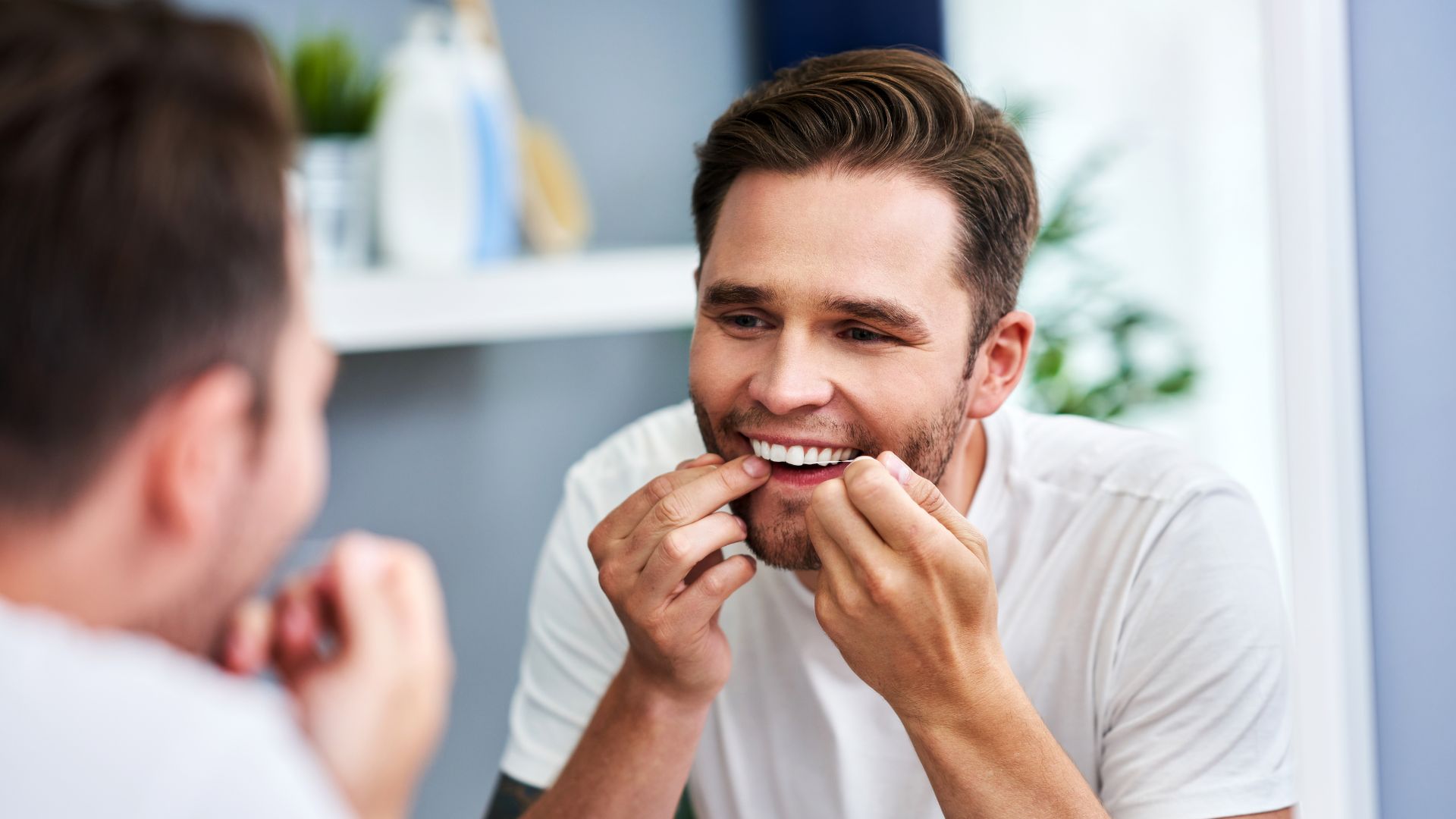 Choosing the right dental tape or flosser for your teeth