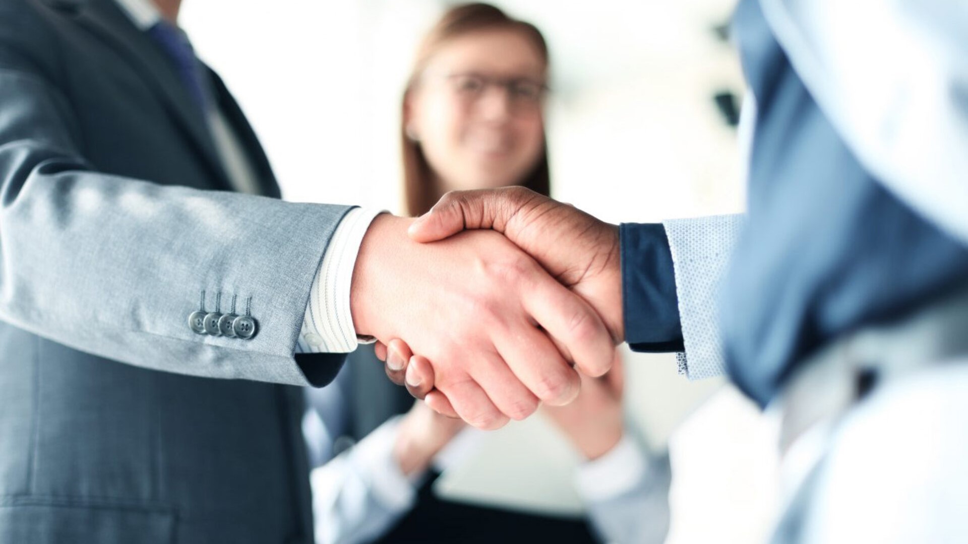 Winning Public Sector Contracts with Oral Care Products