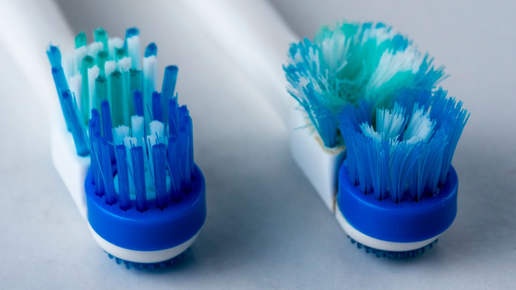 How Often You Should Replace Your Toothbrush? Hygiene, Wear and Effectiveness